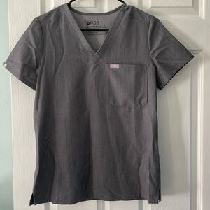 Figs Women’s Scrub Top in Graphite